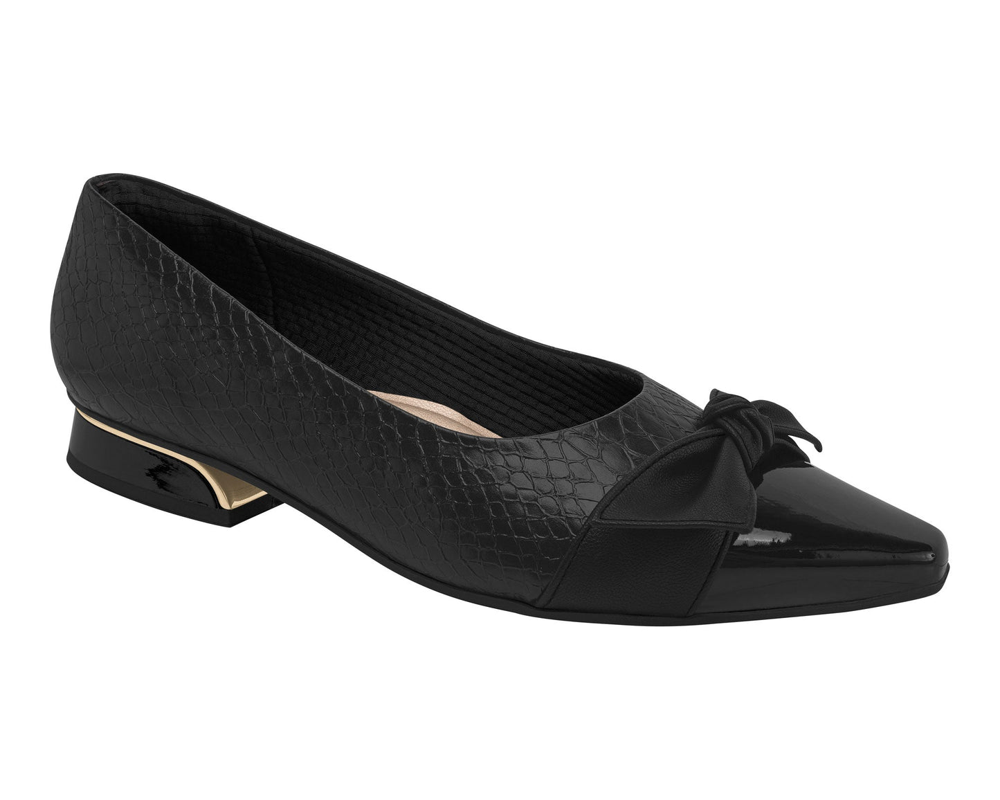 Piccadilly Ref: 279028-01 –Discover the elegance of the contemporary professional with our exclusive flats, perfect for both work and travel bow